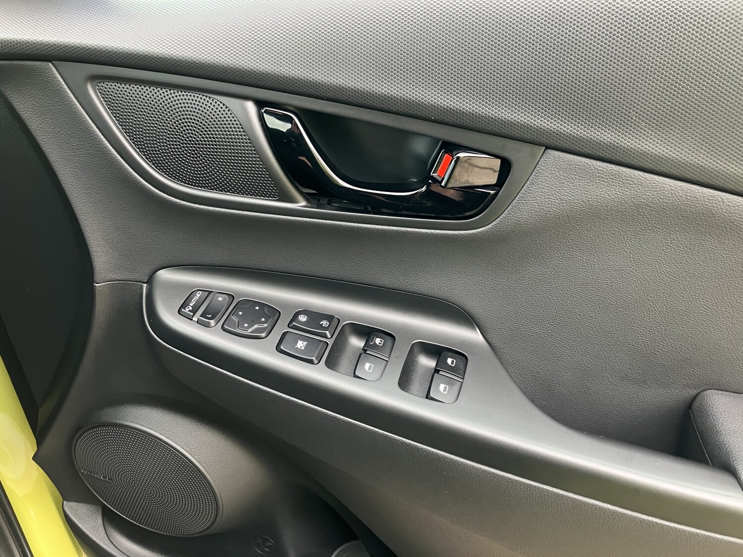 Used Hyundai KONA 2018 for sale - 77681732: Photo 27