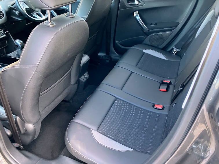 Used Peugeot 2008 2018 for sale - 76799136: Photo 14