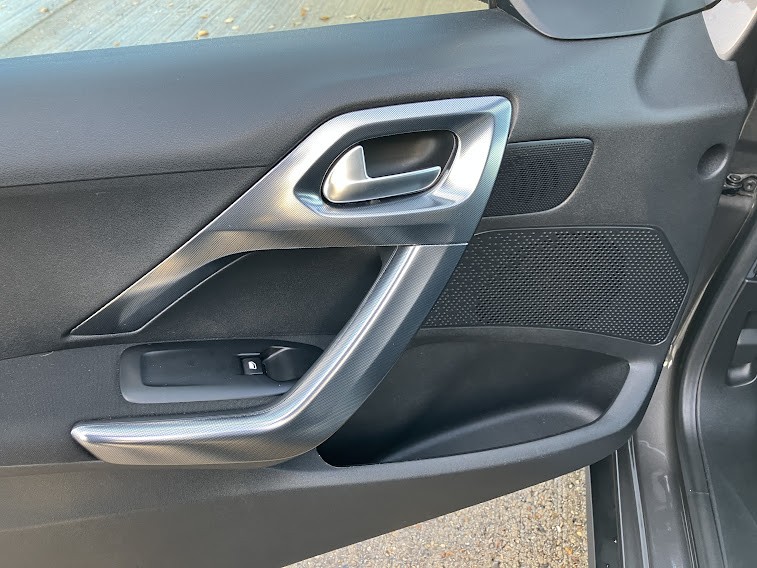 Used Peugeot 2008 2018 for sale - 76799136: Photo 17