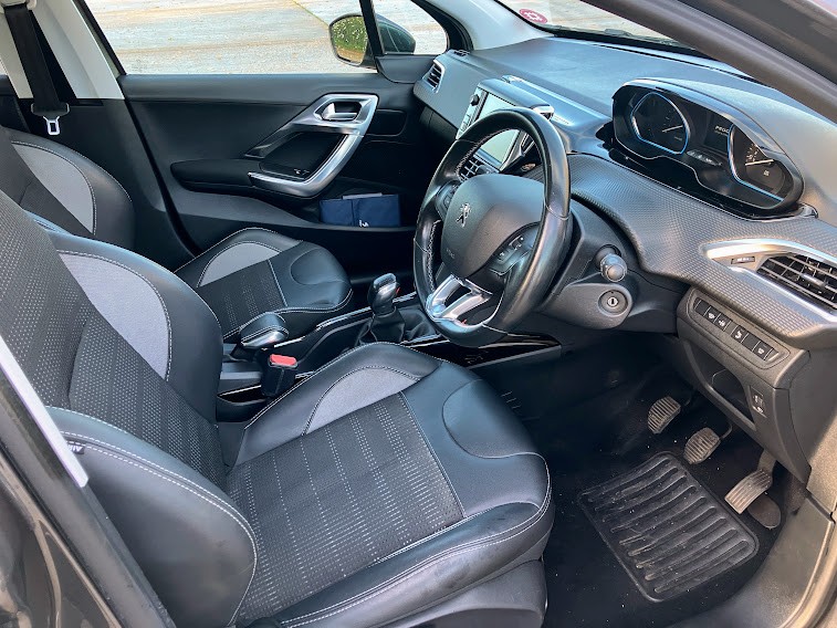 Used Peugeot 2008 2018 for sale - 76799136: Photo 7