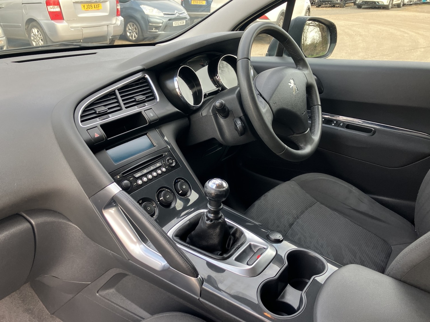 Used Peugeot 3008 2013 for sale - 77643704: Photo 16