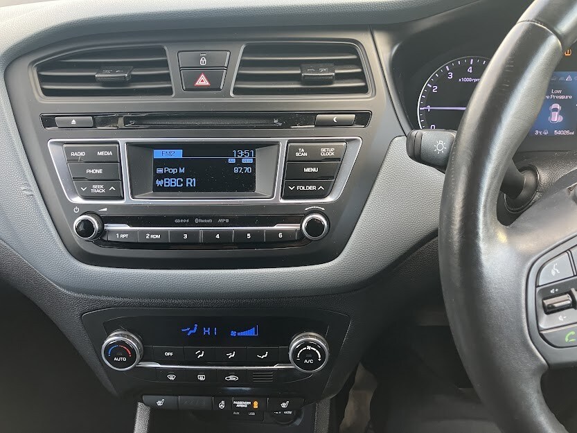 Used Hyundai i20 2015 for sale - 77162324: Photo 23