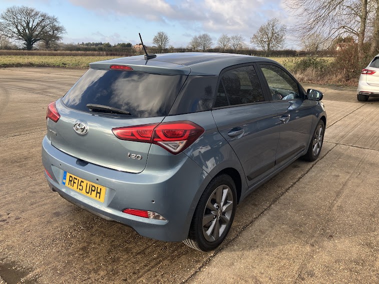 Used Hyundai i20 2015 for sale - 77162324: Photo 7