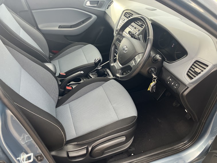 Used Hyundai i20 2015 for sale - 77162324: Photo 8