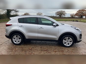Used Kia Sportage 2018 for sale - 76891796: Photo