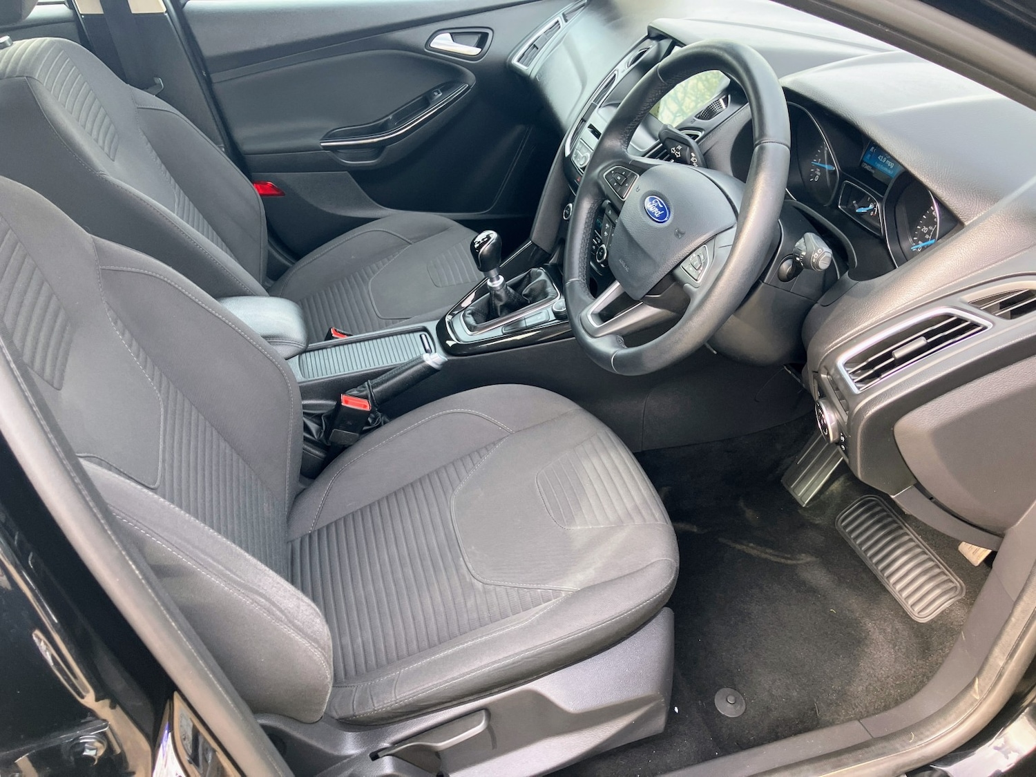 Used Ford Focus 2017 for sale - 77991694: Photo 12