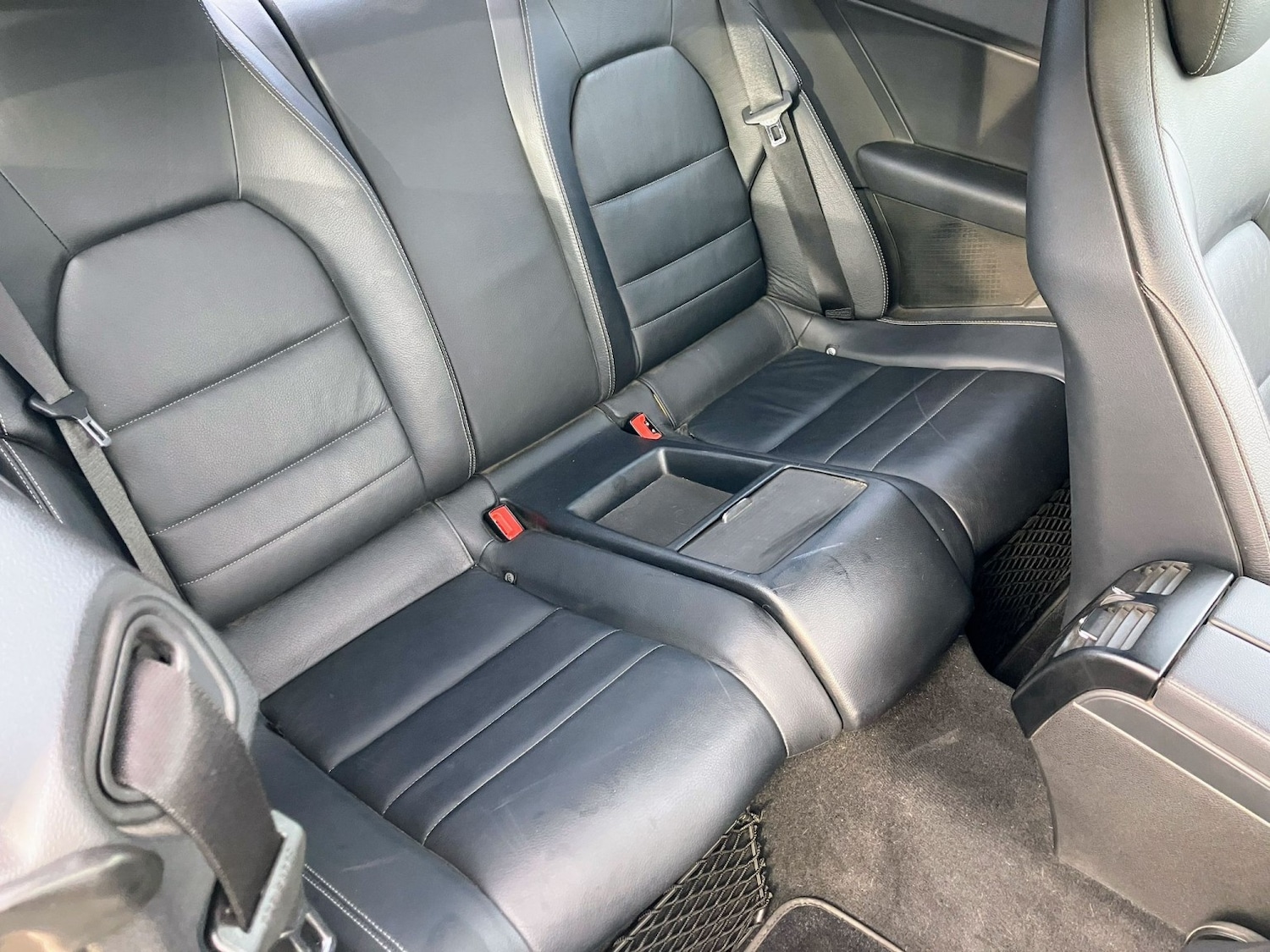 Used Mercedes-Benz E Class 2010 for sale - 76799308: Photo 11