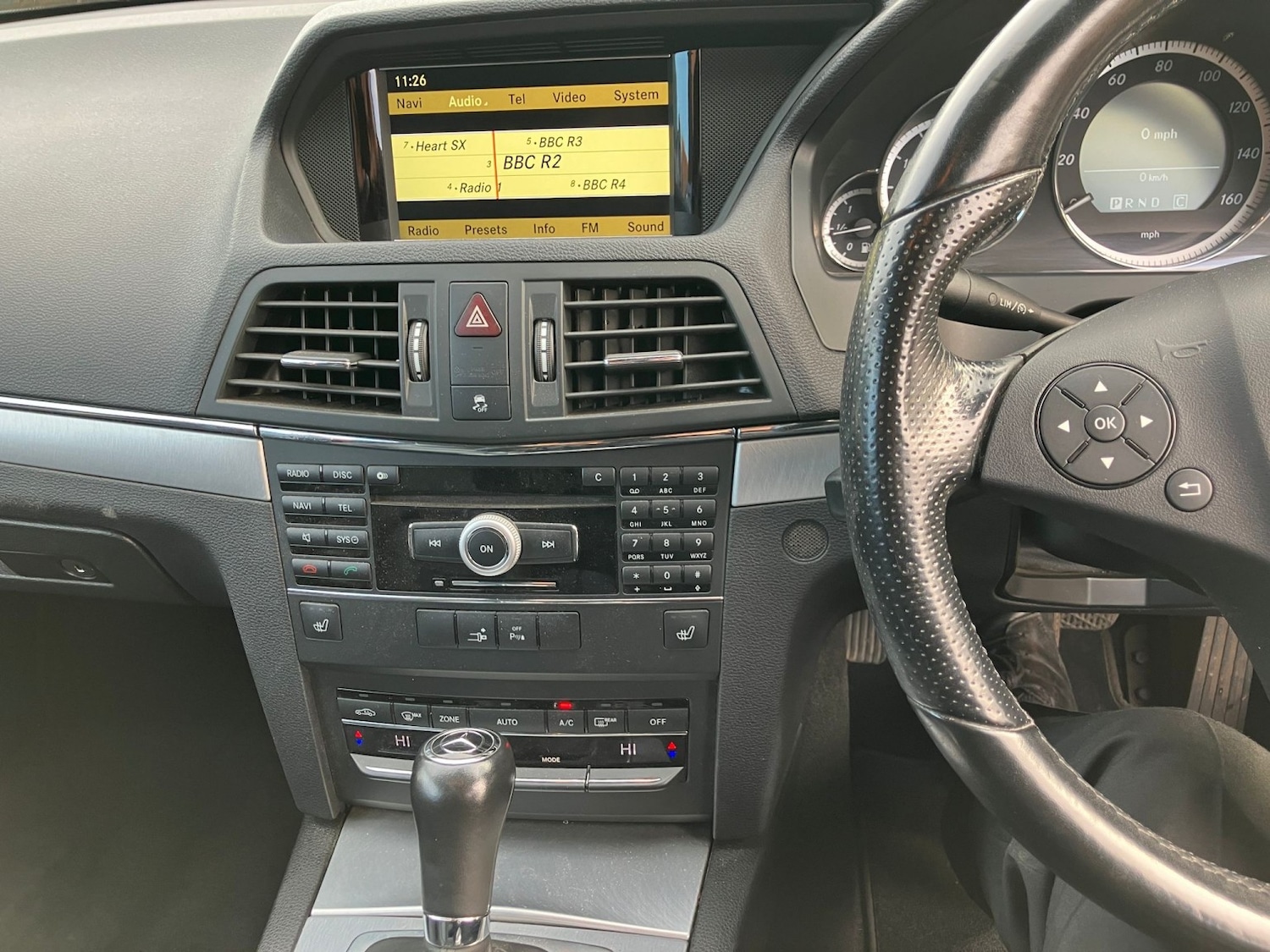 Used Mercedes-Benz E Class 2010 for sale - 76799308: Photo 15