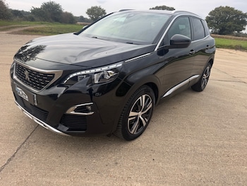 Used Peugeot 3008 2019 for sale - 76309976: Photo 2