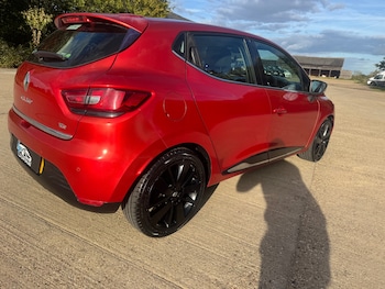 Used Renault Clio 2015 for sale - 75972738: Photo