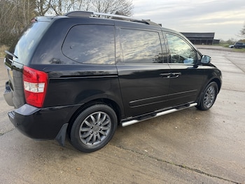Used Kia Sedona 2010 for sale - 76799223: Photo