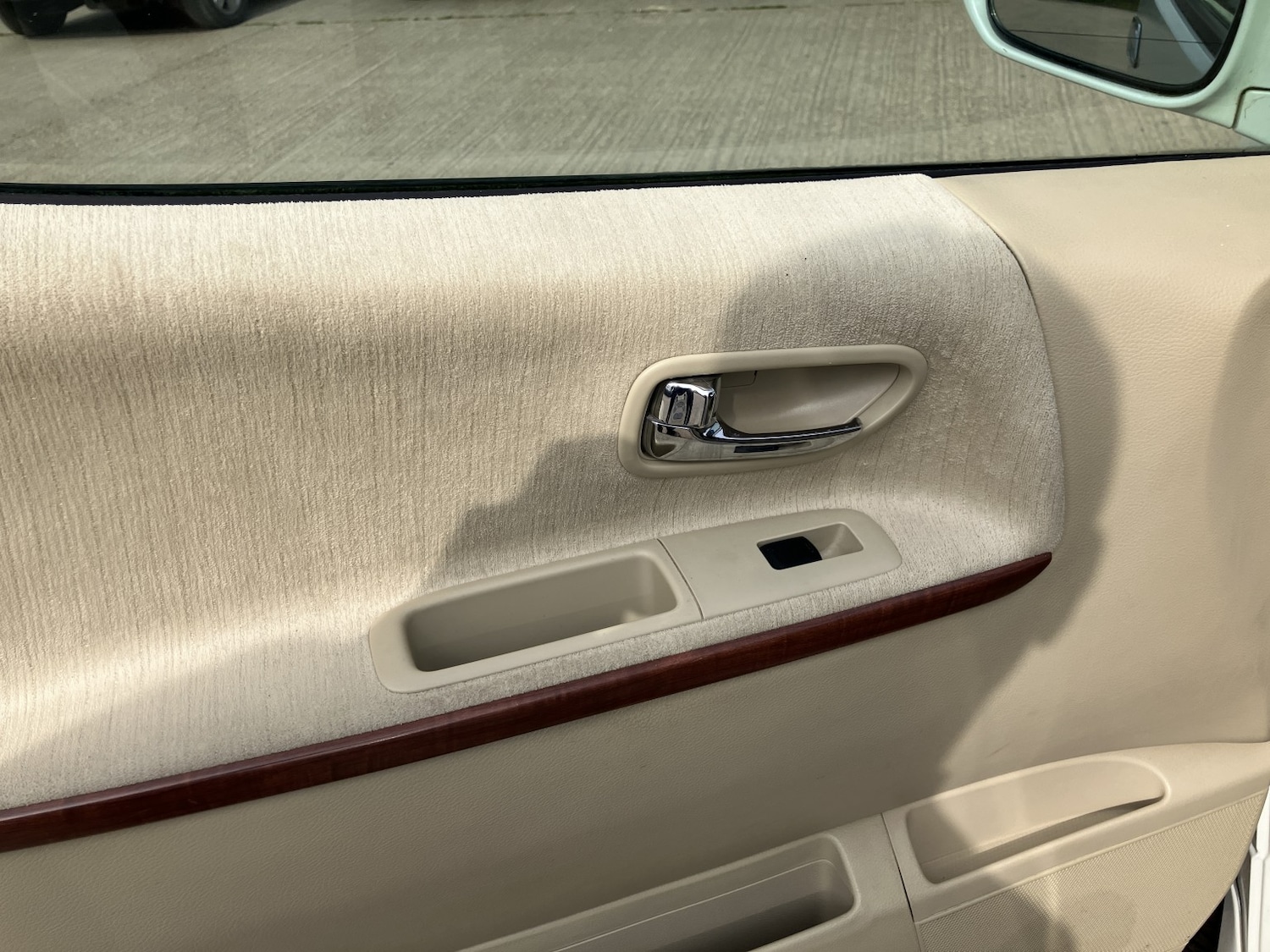 Used Nissan Elgrand 2020 for sale - 77991685: Photo 20