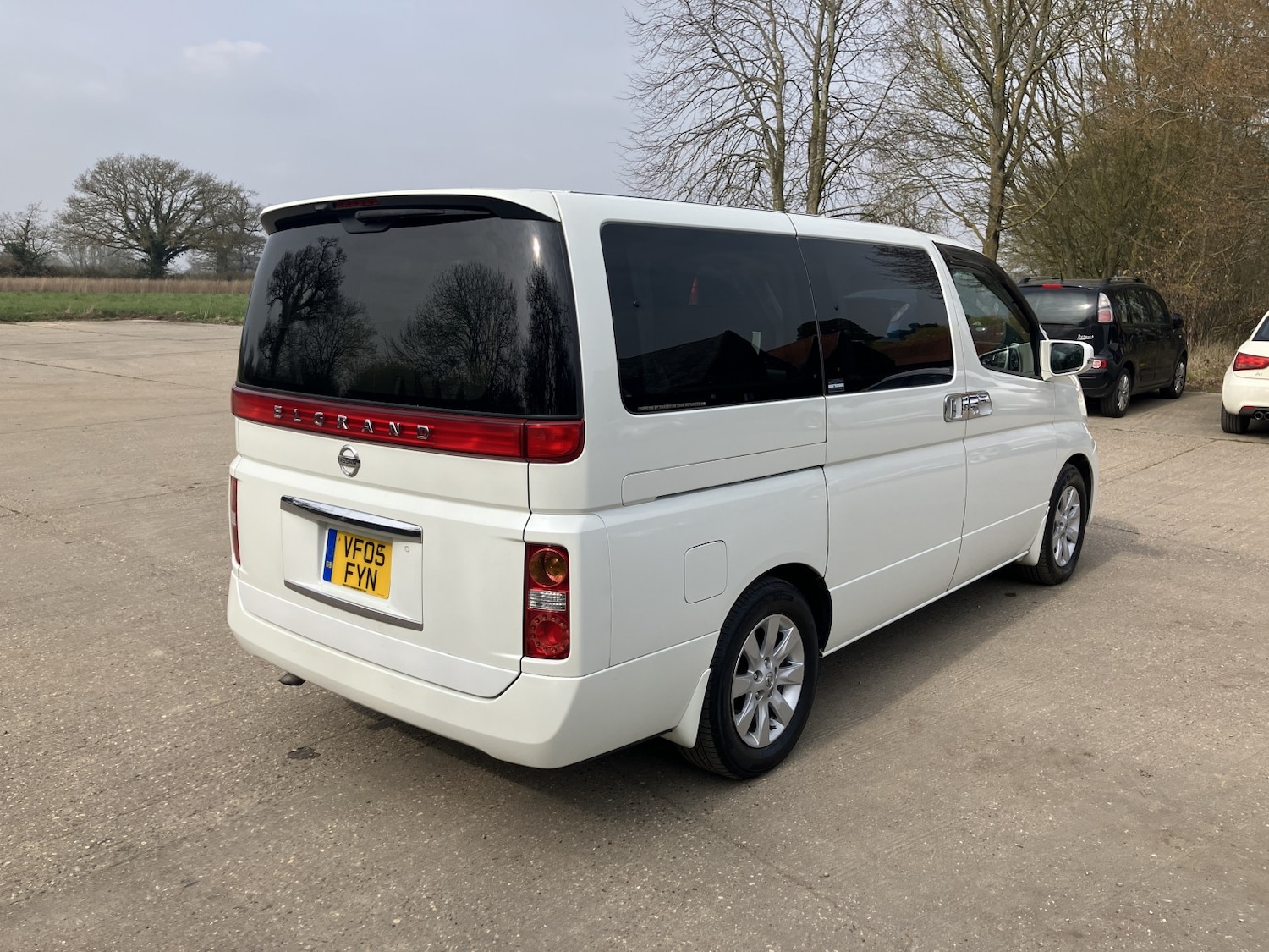 Used Nissan Elgrand 2020 for sale - 77991685: Photo 9