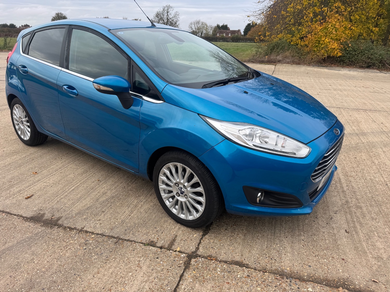 Used Ford Fiesta 2015 for sale - 76464743: Photo 1