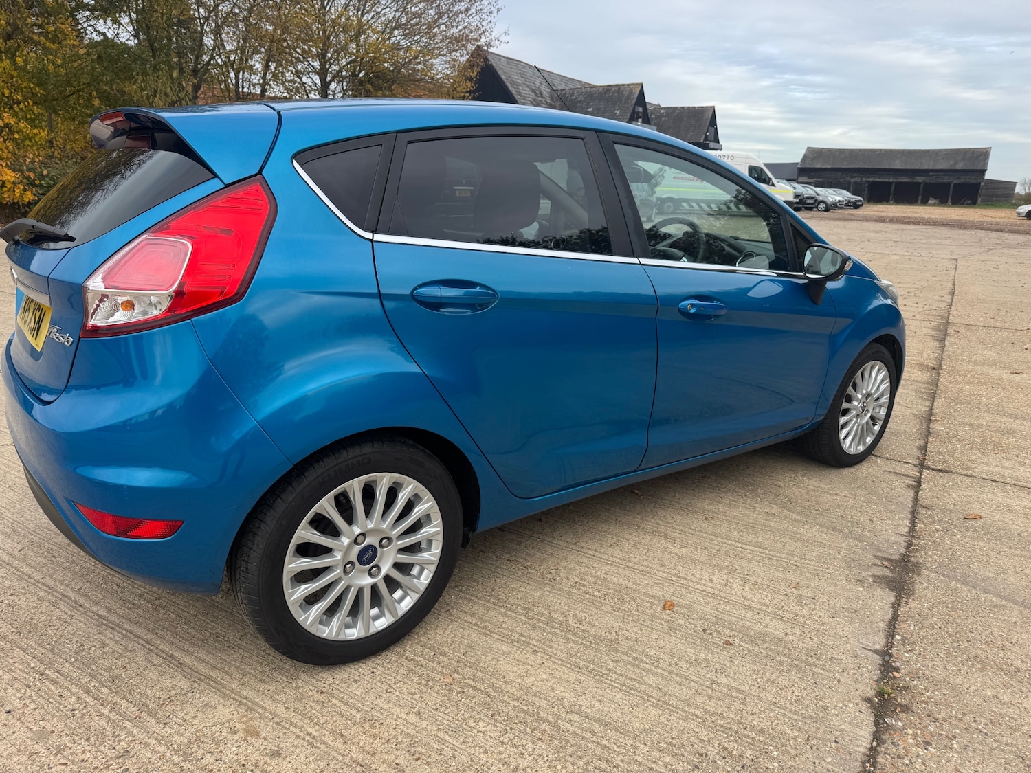 Used Ford Fiesta 2015 for sale - 76464743: Photo 4