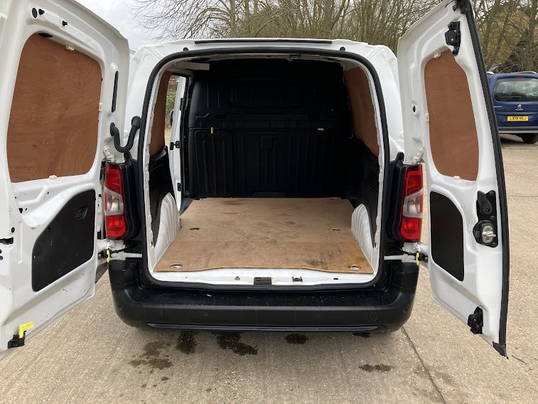 Used Peugeot Partner 2021 for sale - 77681835: Photo 10