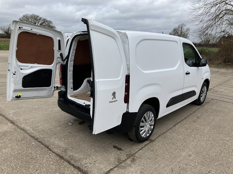 Used Peugeot Partner 2021 for sale - 77681835: Photo 11
