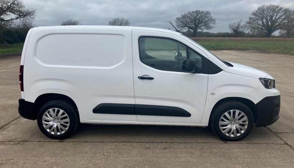 Used Peugeot Partner 2021 for sale - 77681835: Photo 2