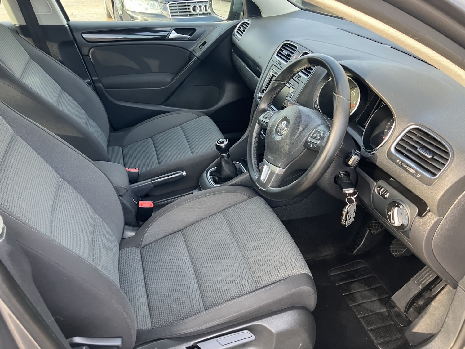 Used Volkswagen Golf 2012 for sale - 77264389: Photo 7