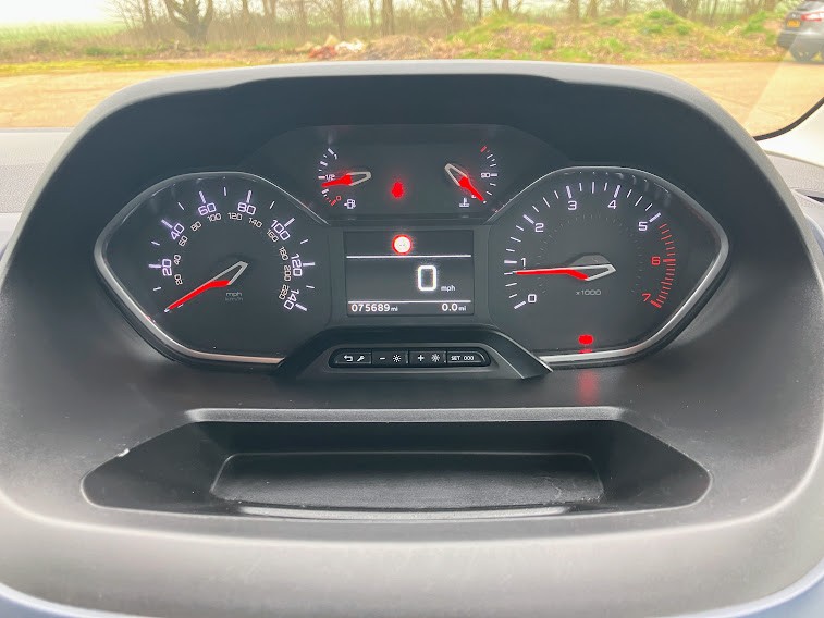 Used Peugeot Rifter 2019 for sale - 77758985: Photo 15