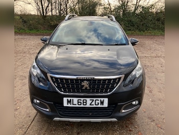 Used Peugeot 2008 2018 for sale - 76904656: Photo