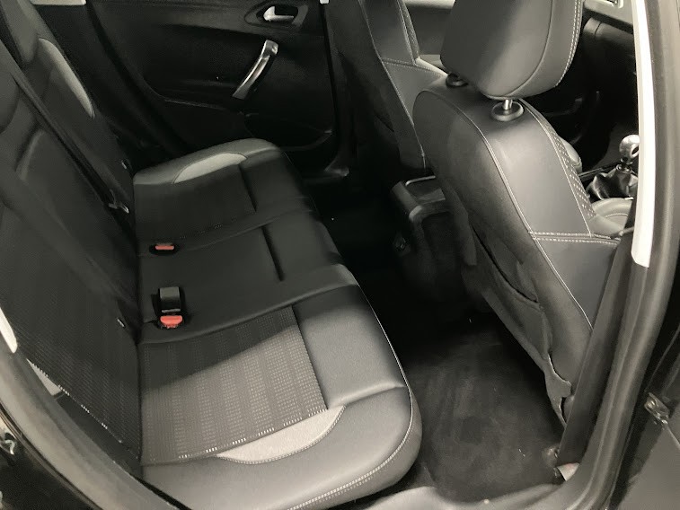 Used Peugeot 2008 2018 for sale - 76904656: Photo 9