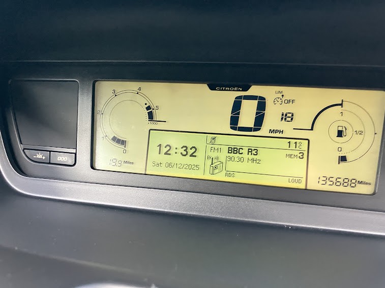 Used Citroen C4 Picasso 2012 for sale - 76799228: Photo 12