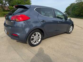 Used Kia Ceed 2014 for sale - 74527768: Photo