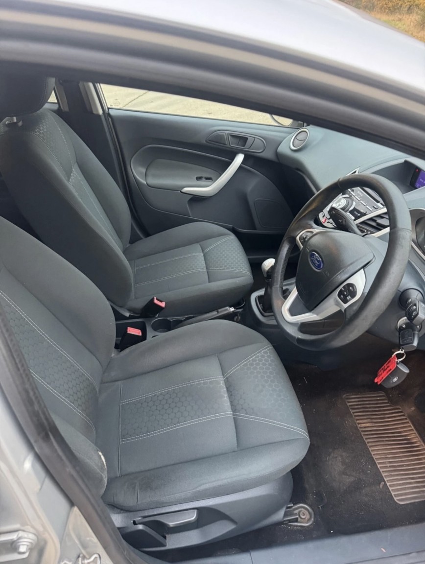 Used Ford Fiesta 2010 for sale - 76821578: Photo 5