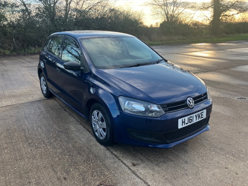 Used Volkswagen Polo 2011 for sale - 77314060: Photo 1