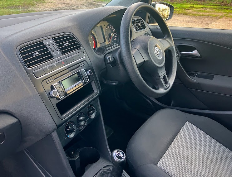 Used Volkswagen Polo 2011 for sale - 77314060: Photo 18