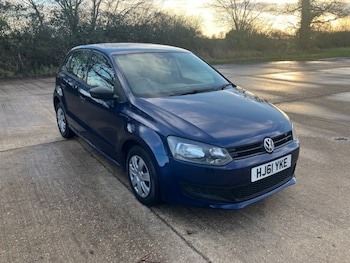 Used Volkswagen Polo 2011 for sale - 77314060: Photo