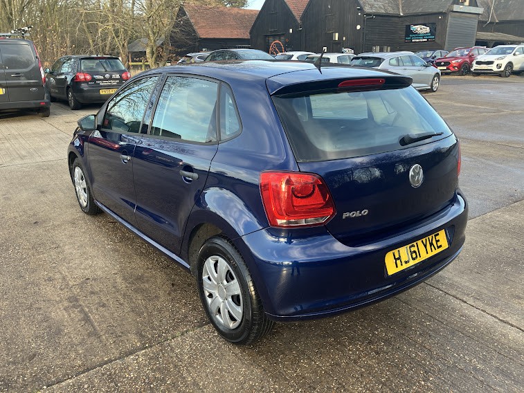 Used Volkswagen Polo 2011 for sale - 77314060: Photo 3