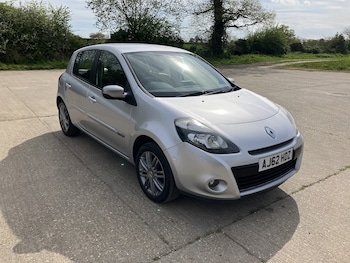 Used Renault Clio 2012 for sale - 78250100: Photo