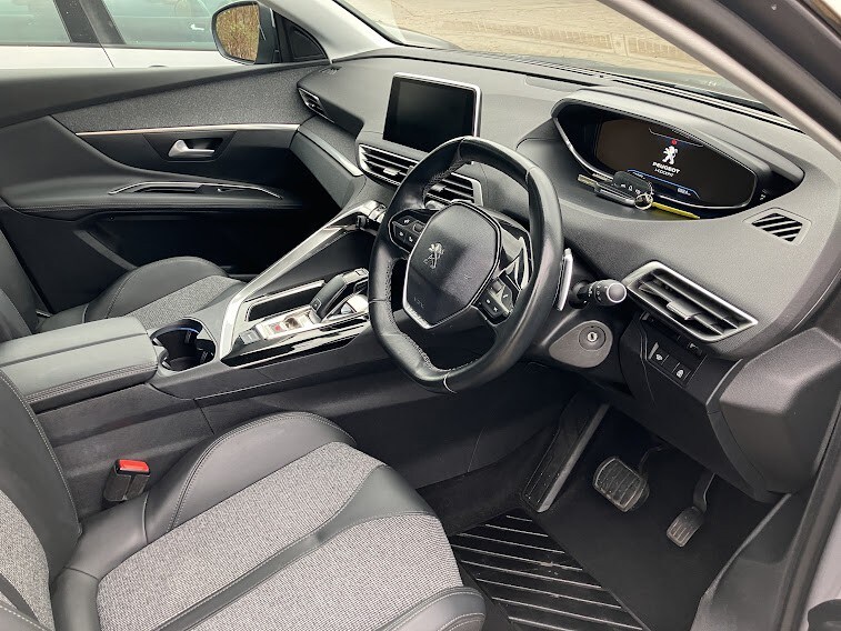 Used Peugeot 3008 2018 for sale - 76963327: Photo 16