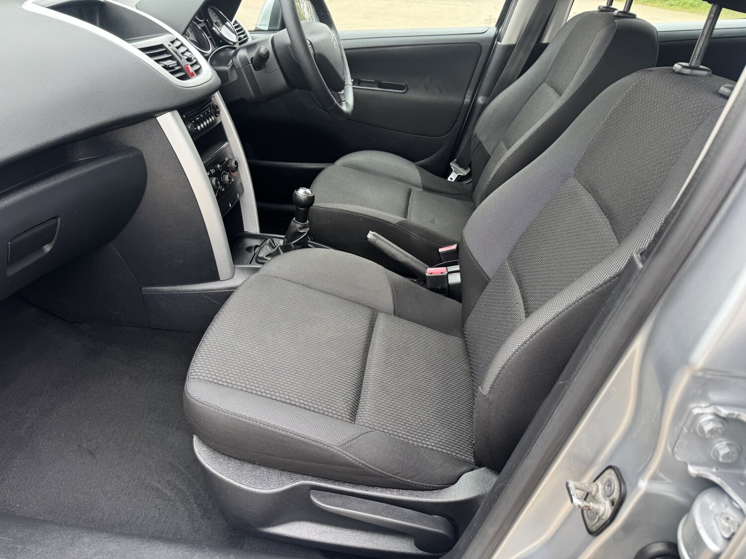 Used Peugeot 207 2012 for sale - 78125129: Photo 16