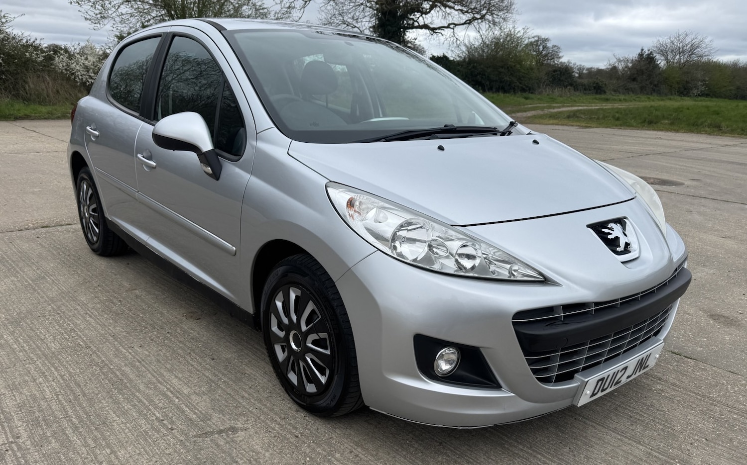 Used Peugeot 207 2012 for sale - 78125129: Photo 2