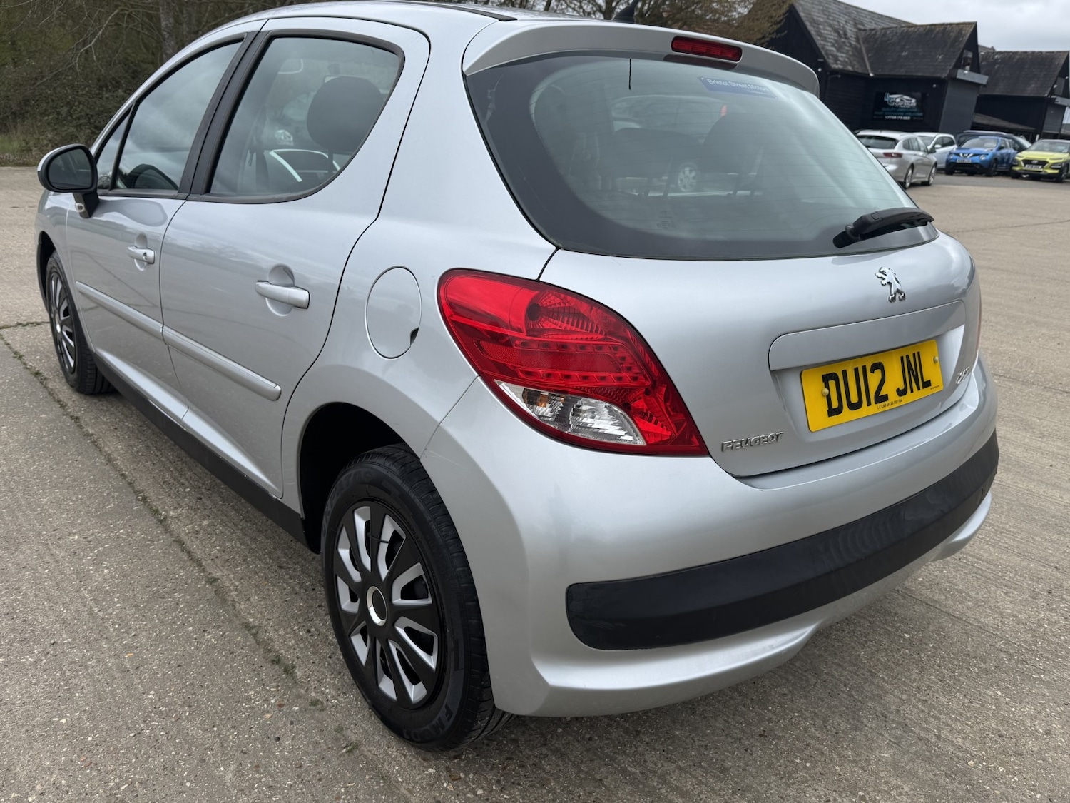 Used Peugeot 207 2012 for sale - 78125129: Photo 4