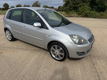 2008 (08) - 1.4 Zetec Blue 5dr - part ex to clear - air con - mot feb 2026
