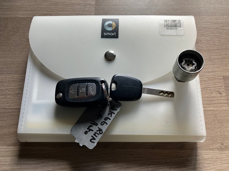 Used smart fortwo 2016 for sale - 77844923: Photo 11