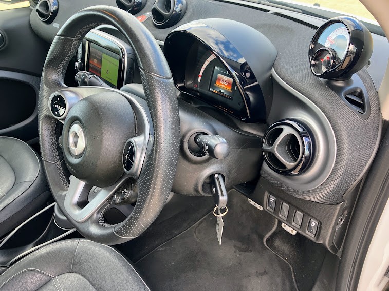 Used smart fortwo 2016 for sale - 77844923: Photo 18