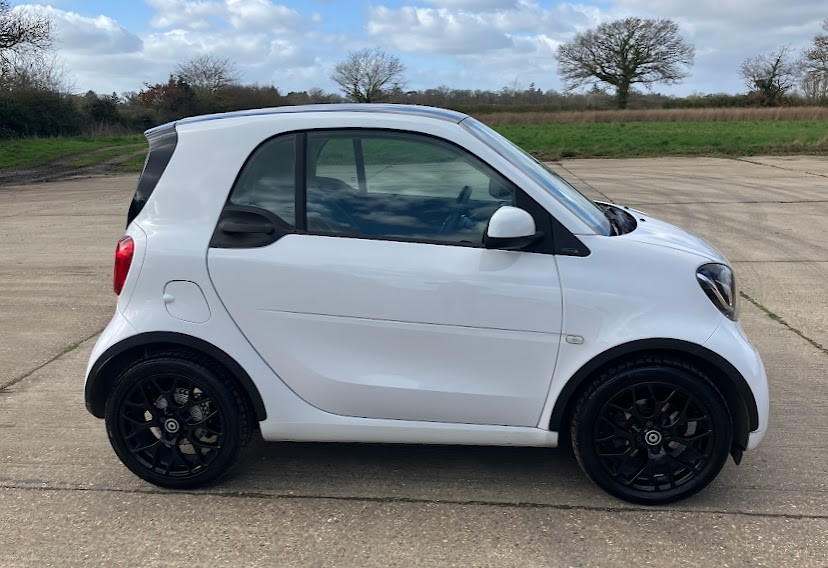 Used smart fortwo 2016 for sale - 77844923: Photo 2