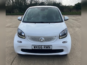 Used smart fortwo 2016 for sale - 77844923: Photo