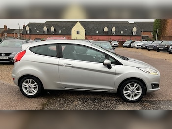 Used Ford Fiesta 2017 for sale - 76777751: Photo