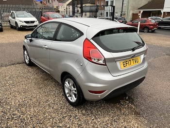 Used Ford Fiesta 2017 for sale - 76777751: Photo