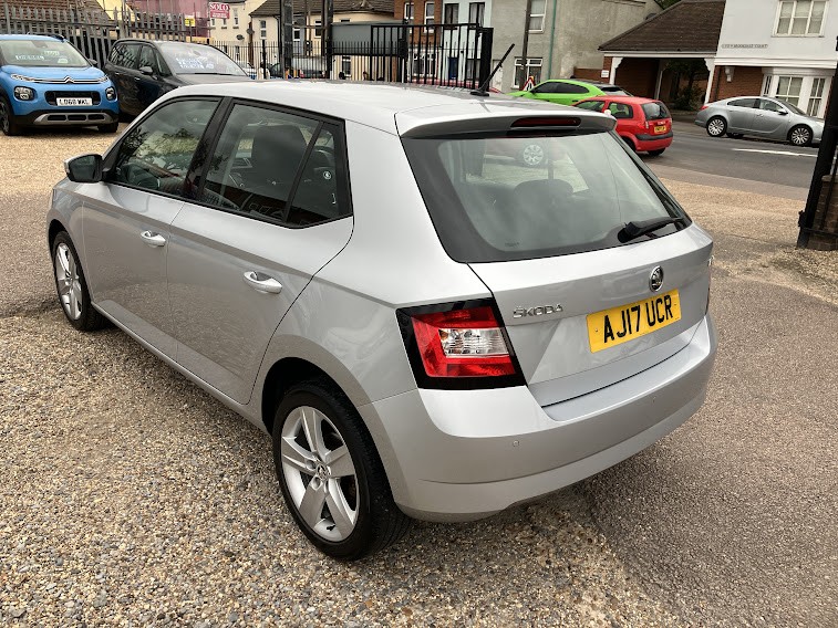 Used Skoda Fabia 2017 for sale - 76777762: Photo 3