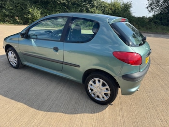 Used Peugeot 206 2003 for sale - 75526848: Photo