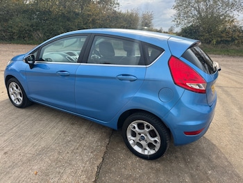 Used Ford Fiesta 2009 for sale - 76490861: Photo