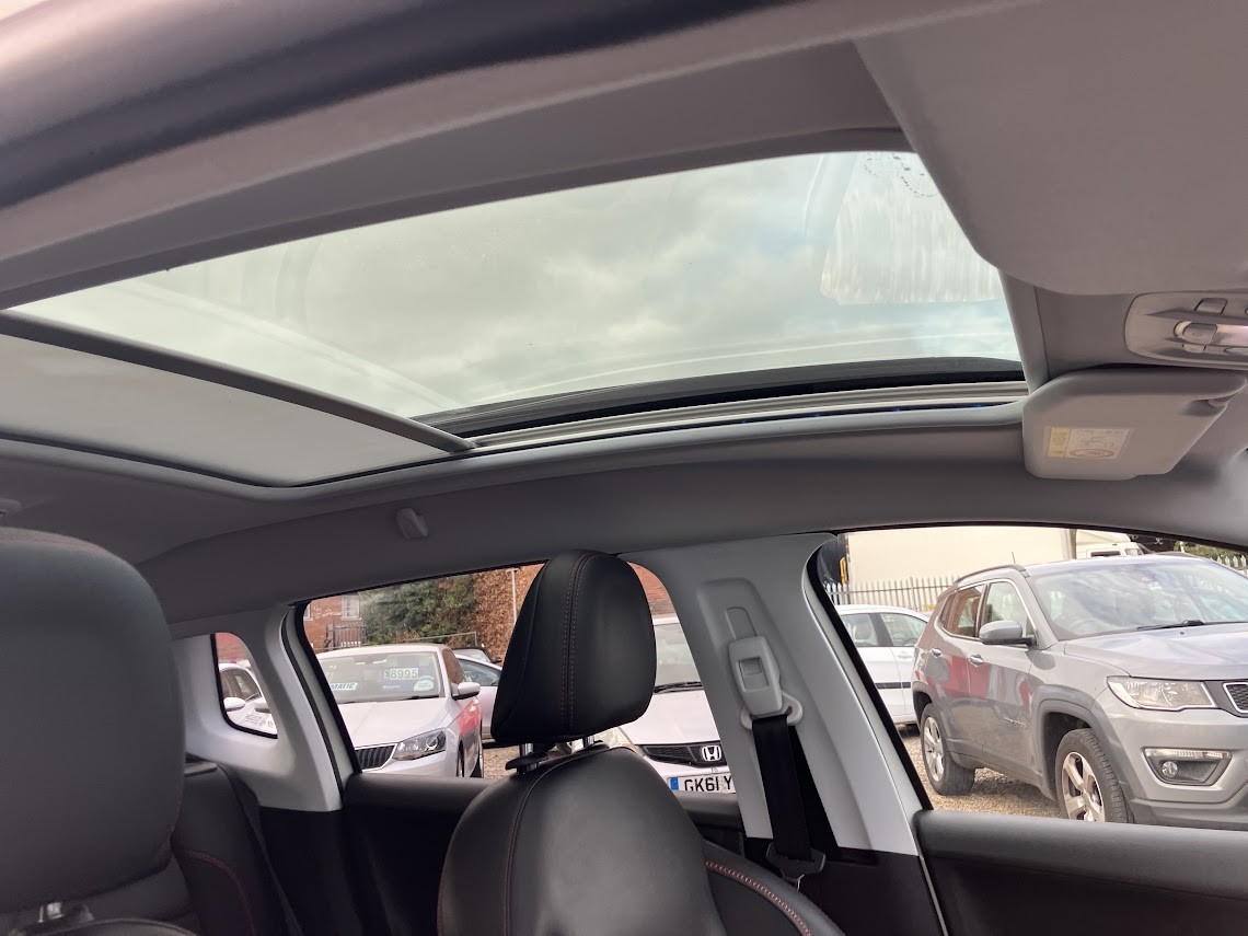 Used Peugeot 2008 2018 for sale - 76791527: Photo 10