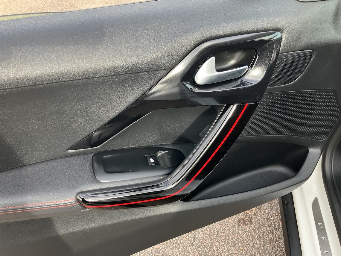 Used Peugeot 2008 2018 for sale - 76791527: Photo 27